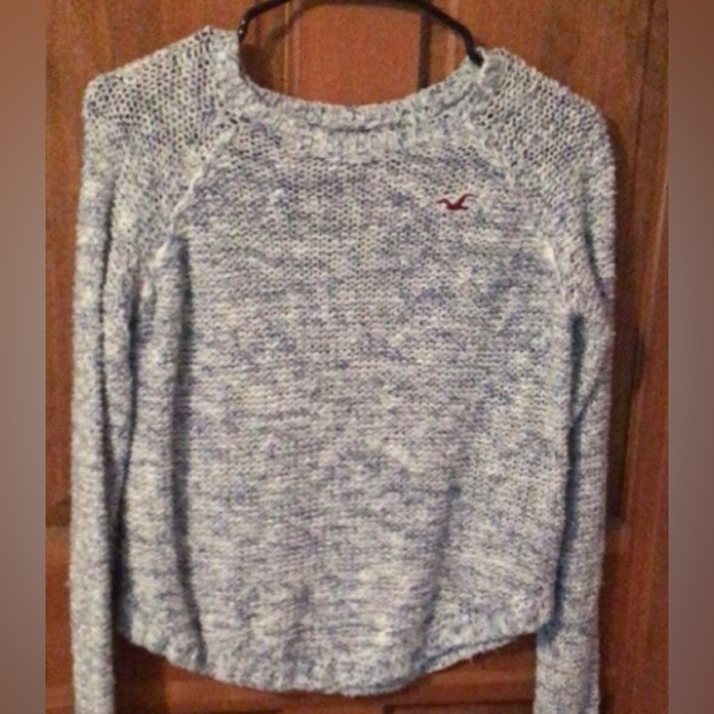 Hollister sweater